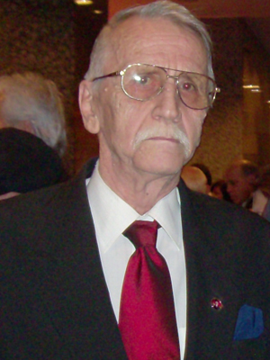 Süheyl Egriboz; Gönen, Balıkesir, Türkiye doğumlu Süjheyl Egriboz olarak da bilinen Türk oyuncu