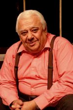 Ercüment Balakoğlu; Zonguldak, Türkiye doğumlu Türk oyuncu, seslendirme sanatçısı