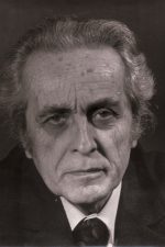 Ercüment Behzat Lav; İstanbul, Türkiye doğumlu Türk yazar, oyuncu