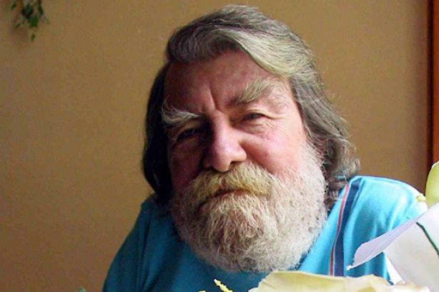 Ergüder Yoldaş; İzmir, Türkiye doğumlu Türk besteci