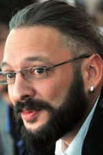 Erhan Kozan; Köln, Kuzey Ren-Vestfalya, Almanya doğumlu Türk yönetmen