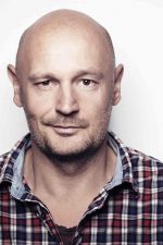 Erlend Loe; Trondheim,Norveç doğumlu Norveçli  senarist, yazar