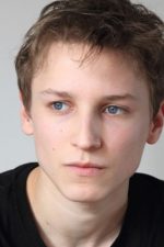 Ernst Umhauer; Cherbourg-Octeville, Manche, Fransa doğumlu Fransız oyuncu