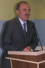 Erol Refikoğlu; Göçeri, Girne, Kıbrıs doğumlu Türk oyuncu