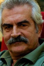 Erol Tezeren; Bakırköy, İstanbul, Türkiye doğumlu Türk oyuncu