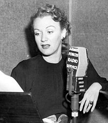 Eve Arden; Mill Valley, Marin, Kaliforniya, ABD doğumlu Amerikalı oyuncu