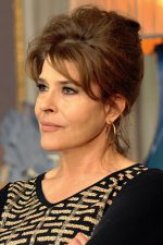 Fanny Ardant; Saumur, Maine-et-Loire, Fransa doğumlu Fransız oyuncu