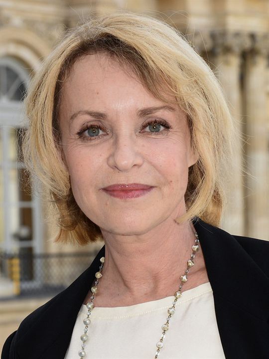 Fanny Cottençon; Port-Gentil, Gabon doğumlu Fransız oyuncu