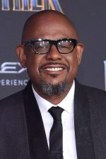 Forest Whitaker; Longview, Teksas, ABD doğumlu Forest Steven Whitaker olarak da bilinen Amerikalı oyuncu, yapımcı, yönetmen