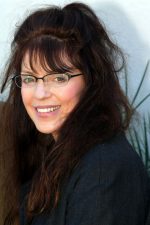 Fran Walsh; Wellington, Yeni Zelanda doğumlu Frances Walsh,Fran Walsh olarak da bilinen Yeni Zelandalı senarist, yapımcı, yönetmen