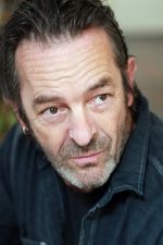 Francis Magee; Dublin,İrlanda doğumlu İrlandalı oyuncu