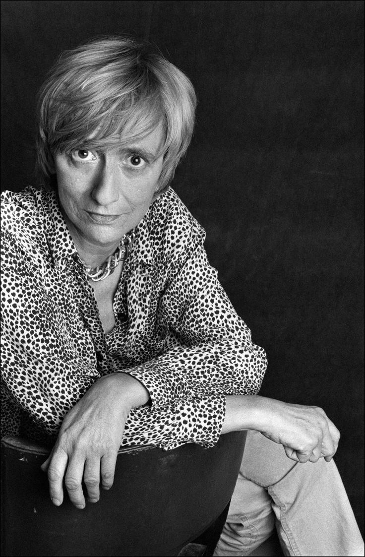 Françoise Sagan; Cajarc, Lot, Fransa doğumlu Francoise Quoirez olarak da bilinen Fransız senarist, yazar
