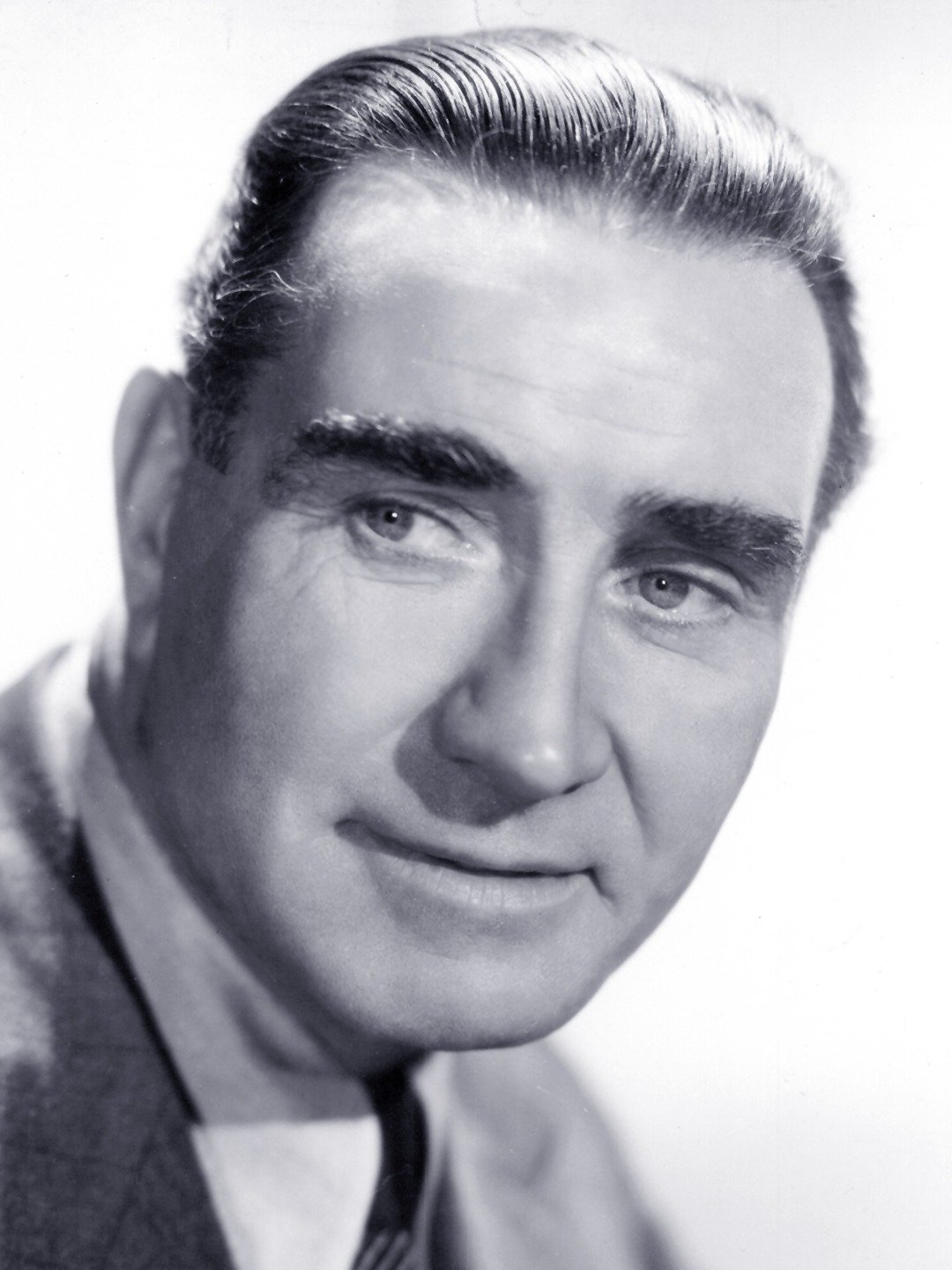 Frank Lloyd; Glasgow,İskoçya doğumlu İskoç  oyuncu, yapımcı, yönetmen, senarist