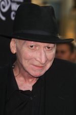 Frank Miller; Olney, Maryland, ABD doğumlu Amerikalı çizgi roman yazarı yazar, senarist, oyuncu, yapımcı
