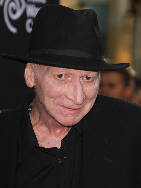 Frank Miller; Olney, Maryland, ABD doğumlu Amerikalı çizgi roman yazarı yazar, senarist, oyuncu, yapımcı