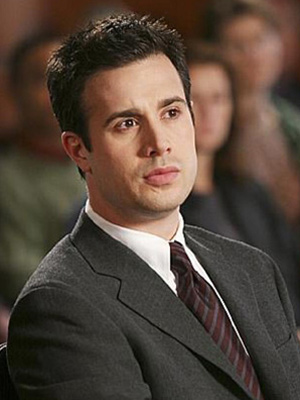 Freddie Prinze Jr.; Frederick James Prinze Jr. olarak da bilinen Amerikalı oyuncu, senarist, idari yapımcı