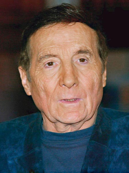 Freddy Quinn; Niederfladnitz, Avusturya doğumlu Alman şarkıcıbesteci, oyuncu