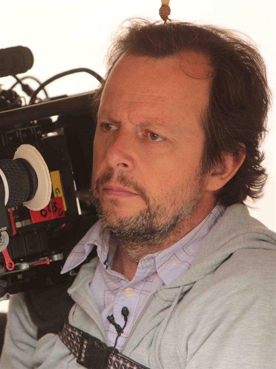 Frédéric Auburtin; Marsilya, Bouches-du-Rhône, Fransa doğumlu Fred Auburtin olarak da bilinen Fransız 1. yönetmen yardımcısı, yönetmen, kurgucu