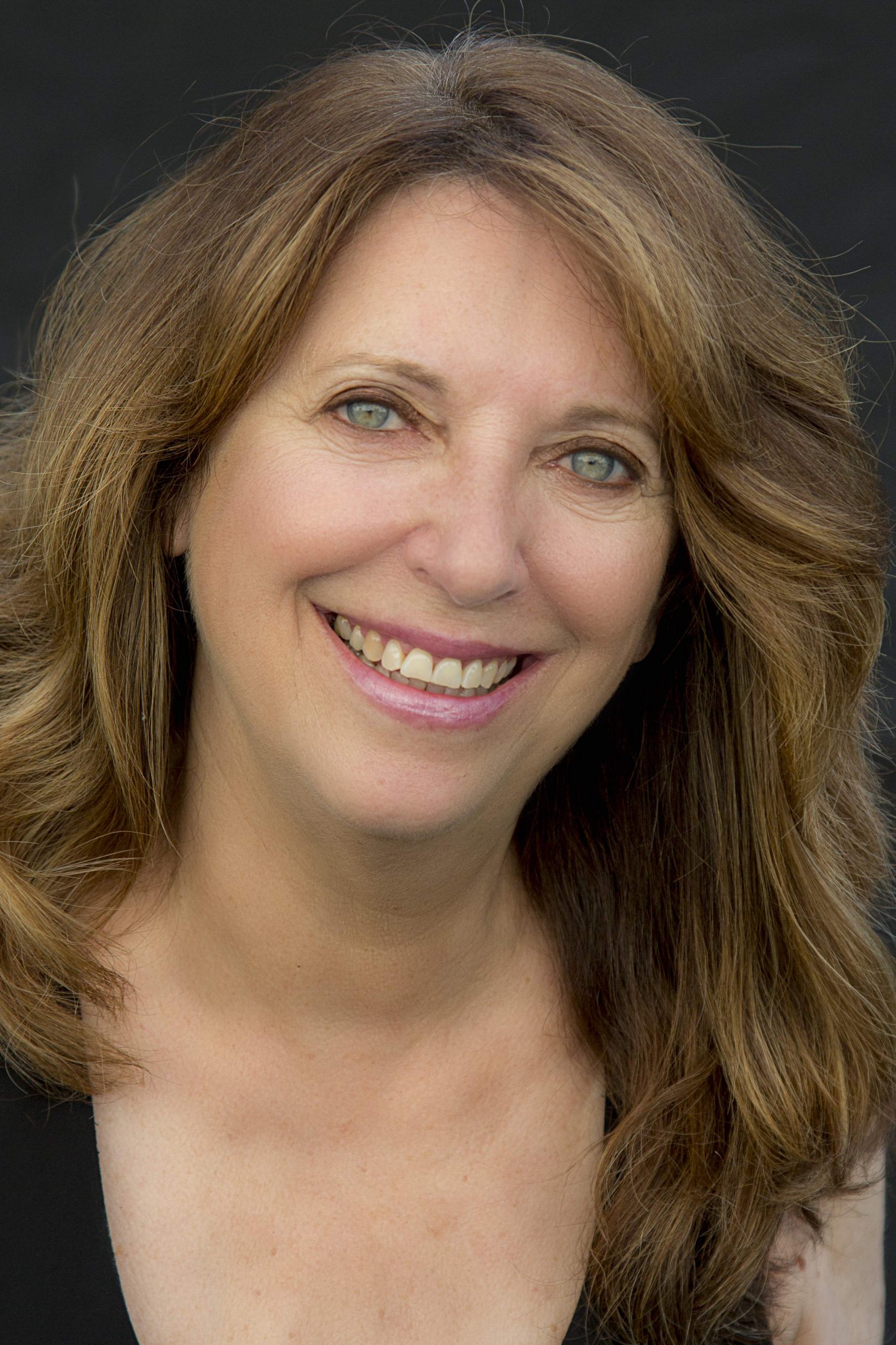 Gaylen Ross; Amerikalı oyuncu, senarist, yazar, yapımcı, yönetmen