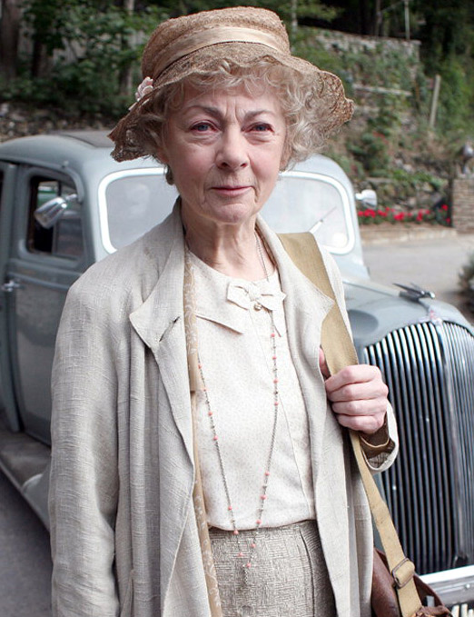 Geraldine McEwan; Old Windsor,Berkshire,İngiltere doğumlu İngiliz  oyuncu