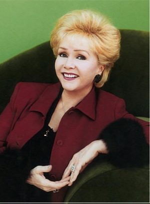 Debbie Reynolds; El Paso, Teksas, ABD doğumlu, Mary Frances Reynolds olarak da bilinen Amerikalı, şarkıcı, oyuncu