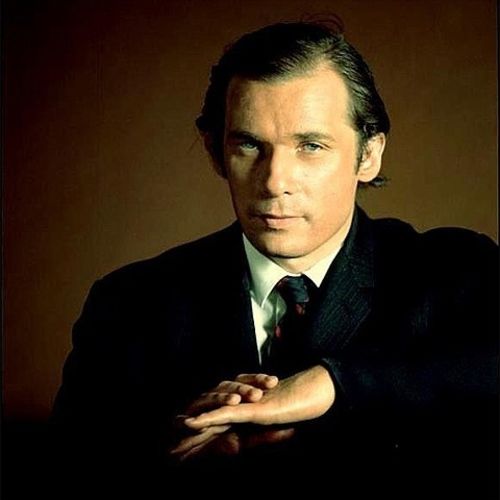 Glenn Gould; Toronto,Ontario,Kanada doğumlu Kanadalıpiyanistbesteci, oyuncu