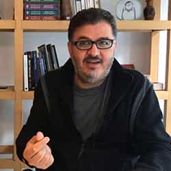 Gürcan Yurt; Ankara, Türkiye doğumlu Özgür Yurt olarak da bilinen Türk senarist, yönetmen
