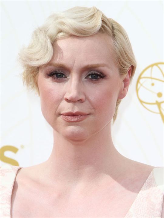 Gwendoline Christie; Worthing,Sussex,İngiltere doğumlu İngiliz  oyuncu