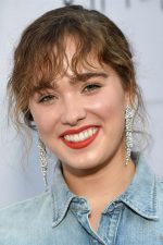 Haley Lu Richardson; Phoenix, Arizona, ABD doğumlu Amerikalı oyuncu