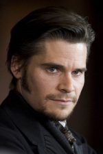 Hans Matheson; Stornoway,İskoçya doğumlu İskoç  oyuncu