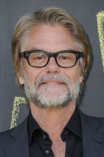 Harry Hamlin; Pasadena, Los Angeles, Kaliforniya, ABD doğumlu Amerikalı oyuncu