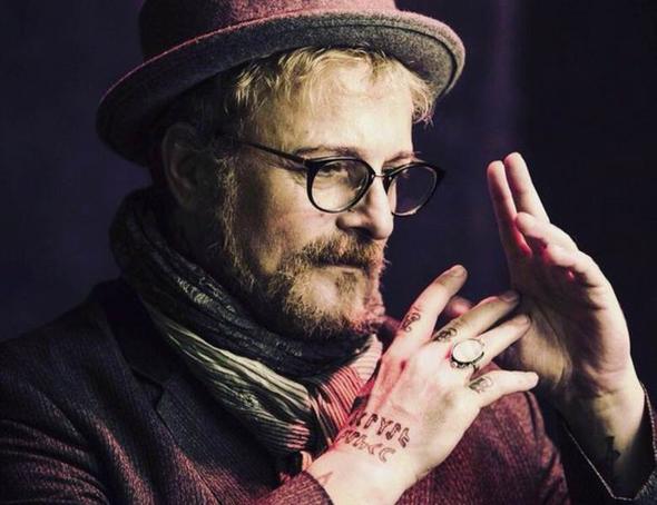 Harun Kolçak; İstanbul, Türkiye doğumlu Türk oyuncu, besteci