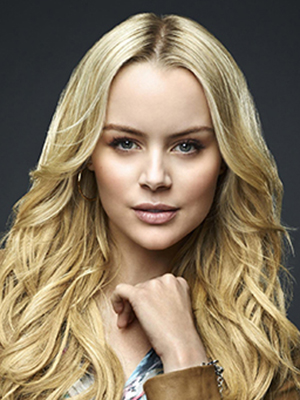 Helena Mattsson; Stokholm,İsveç doğumlu İsveçli  oyuncu