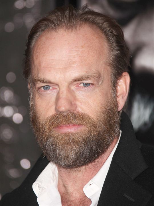 Hugo Weaving; İbadan, Nijerya doğumlu Hugo Wallace Weaving olarak da bilinen Avustralyalı oyuncu
