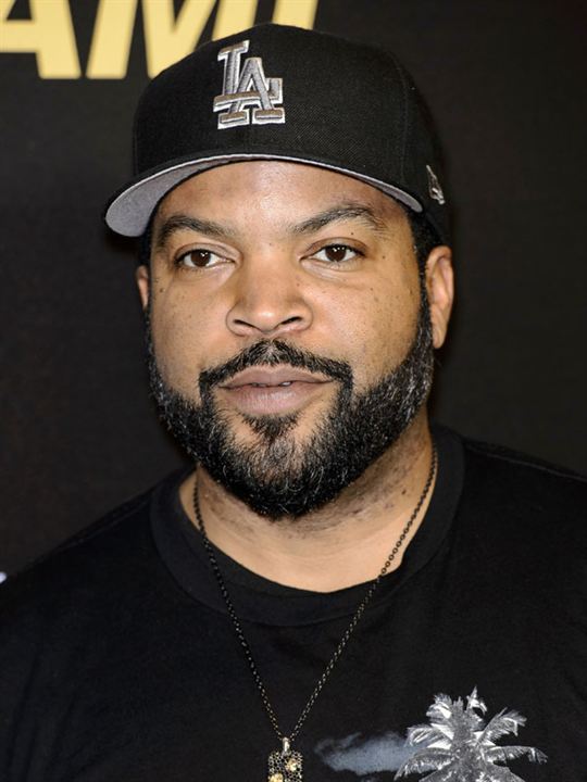 Ice Cube; Los Angeles, Kaliforniya, ABD doğumlu O'Shea Jackson olarak da bilinen Amerikalı oyuncu, yapımcı, senarist
