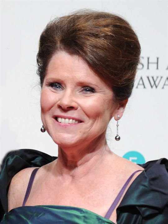 Imelda Staunton; Archway,Londra,İngiltere doğumlu Imelda Mary Philomena Bernadette Staunton olarak da bilinen İngiliz  oyuncu