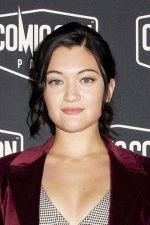 Isa Briones; Londra,İngiltere doğumlu Isabella Camille Briones olarak da bilinen İngiliz  oyuncu