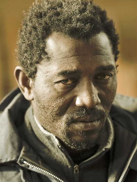 Issaka Sawadogo; Vagadugu, Burkina Faso doğumlu Burkina Fasoludansçı oyuncu, müzisyen, yönetmen