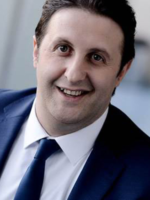 İlker Ayrık; Balıkesir, Türkiye doğumlu Türk oyuncu, yönetmen