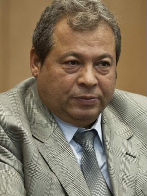 İlyas İlbey; Kastamonu, Türkiye doğumlu Türk oyuncu, yönetmen