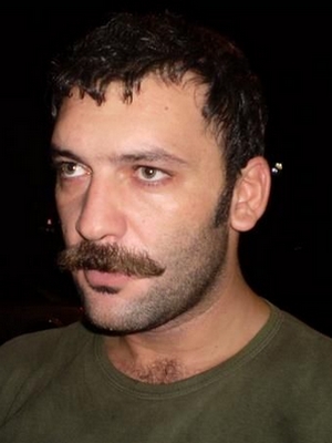 İsmail Hakkı Ürün; İstanbul, Türkiye doğumlu Türk oyuncu, yapımcı