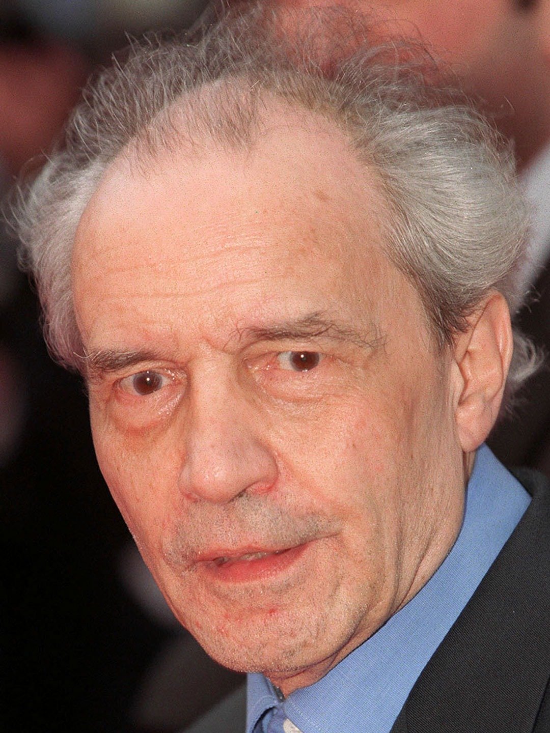 Jacques Rivette; Rouen, Seine-Maritime, Fransa doğumlu Pierre Louis Rivette olarak da bilinen Fransız eleştirmenyönetmen, senarist