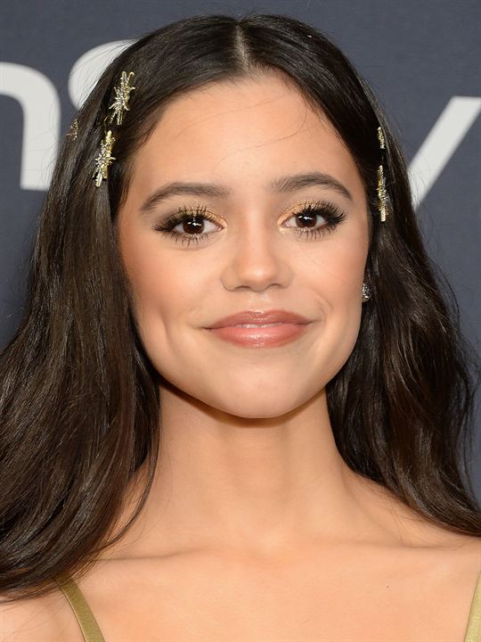 Jenna Ortega; Coachella Vadisi, Palm Desert, Riverside, Kaliforniya, ABD doğumlu Amerikalı oyuncu