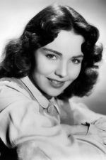Jennifer Jones; Tulsa, Oklahoma, ABD doğumlu Phyllis Isley olarak da bilinen Amerikalı oyuncu