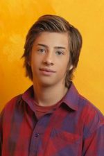 Jimmy Bennett; Seal Beach, Orange, Kaliforniya, ABD doğumlu James Michael Bennett olarak da bilinen Amerikalı oyuncu