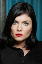 Jodi Lyn O'Keefe; Cliffwood Beach, Aberdeen, New Jersey, ABD doğumlu Amerikalı model oyuncu