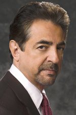 Joe Mantegna; Amerikalı oyuncu, yönetmen, yapımcı, yazar