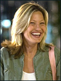 Joey Lauren Adams; North Little Rock, Arkansas, ABD doğumlu Amerikalı oyuncu
