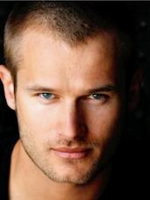 Johann Urb; Tallin, Estonya doğumlu Amerikalı model oyuncu, yapımcı