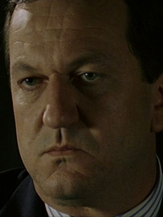 John Benfield; Wanstead,Essex,İngiltere doğumlu İngiliz  oyuncu